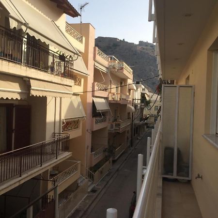 Open Concept 1 Bedroom Apartment Nafplio Exterior photo